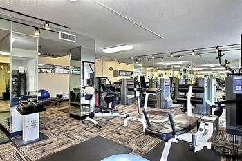 Apartments@convention Center-16th Street Mall 3*